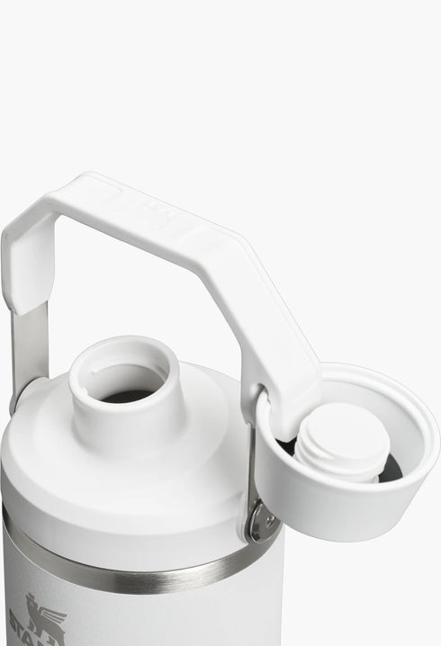 The IceFlow™ Tumbler with Fast Flow Lid